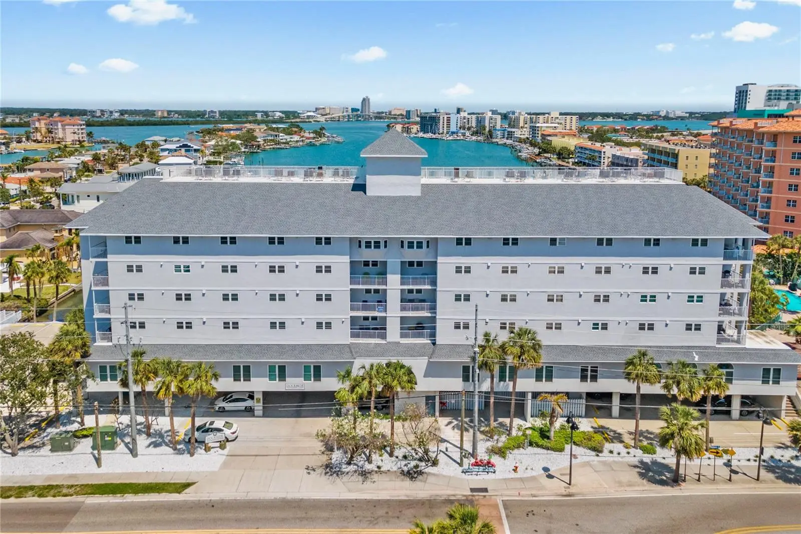 445 Hamden Drive, FL