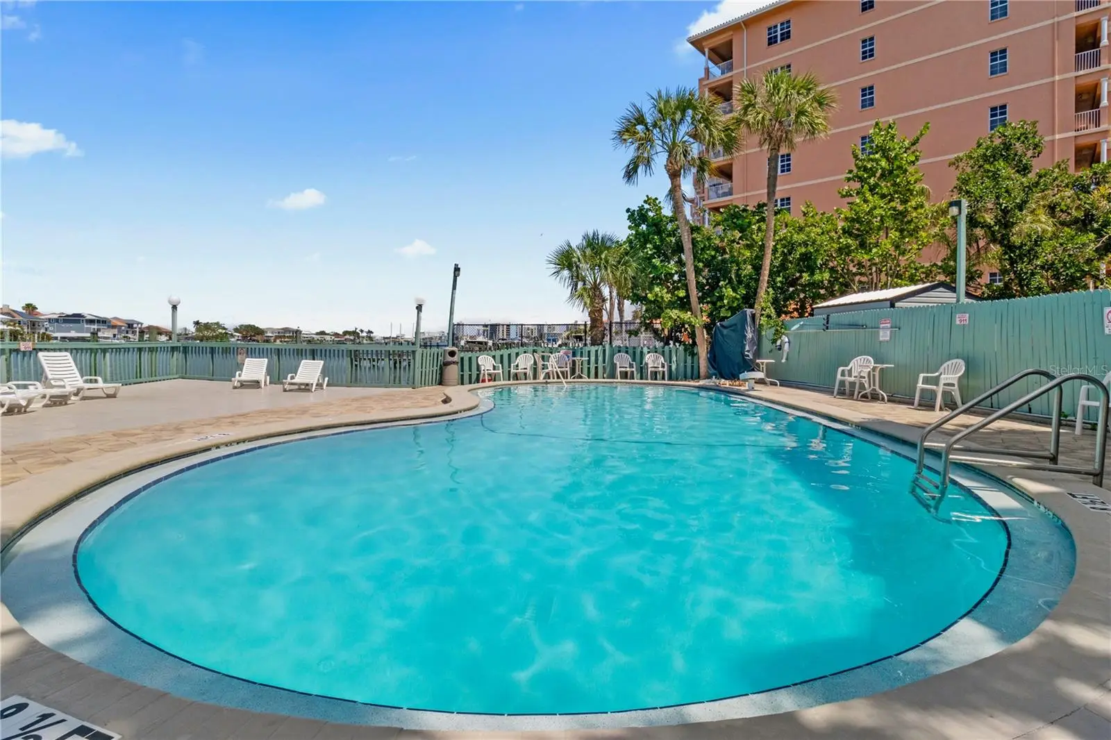 445 Hamden Drive, FL