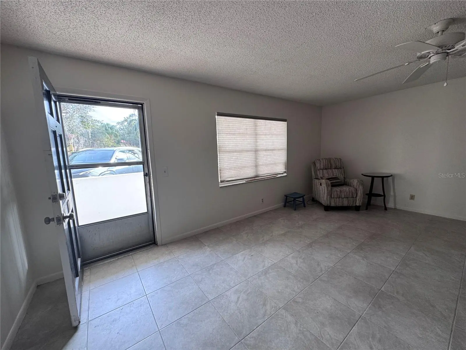 100 El Camino Drive, FL