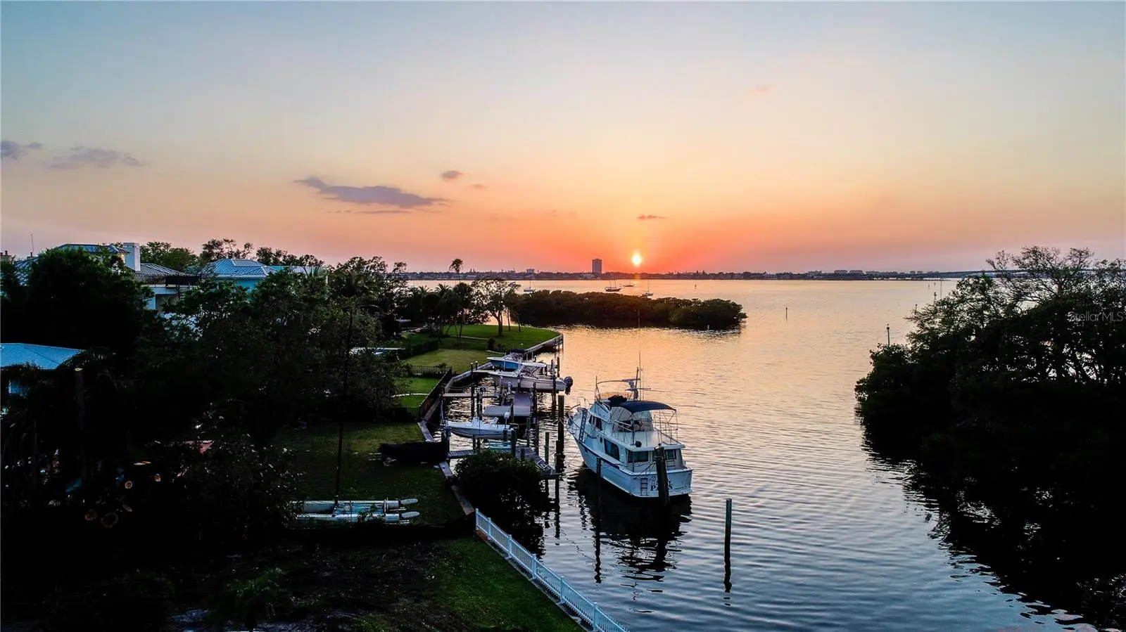 1521 Bay Point Drive, FL