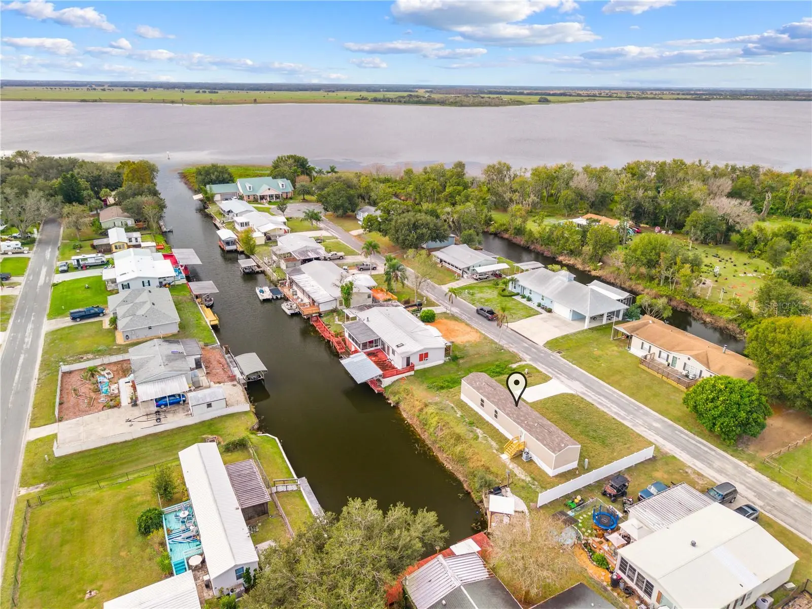 411 Lagoon Court, FL