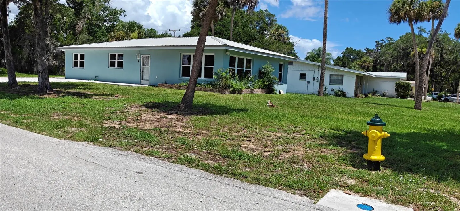 4 Main Street, FL