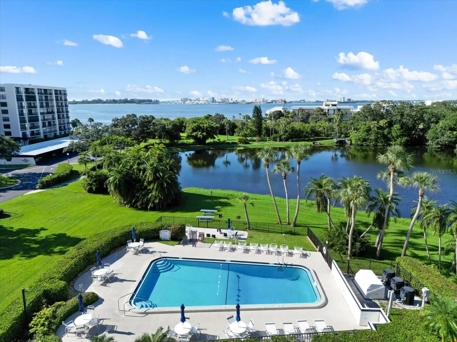 220 Belleview Boulevard, FL