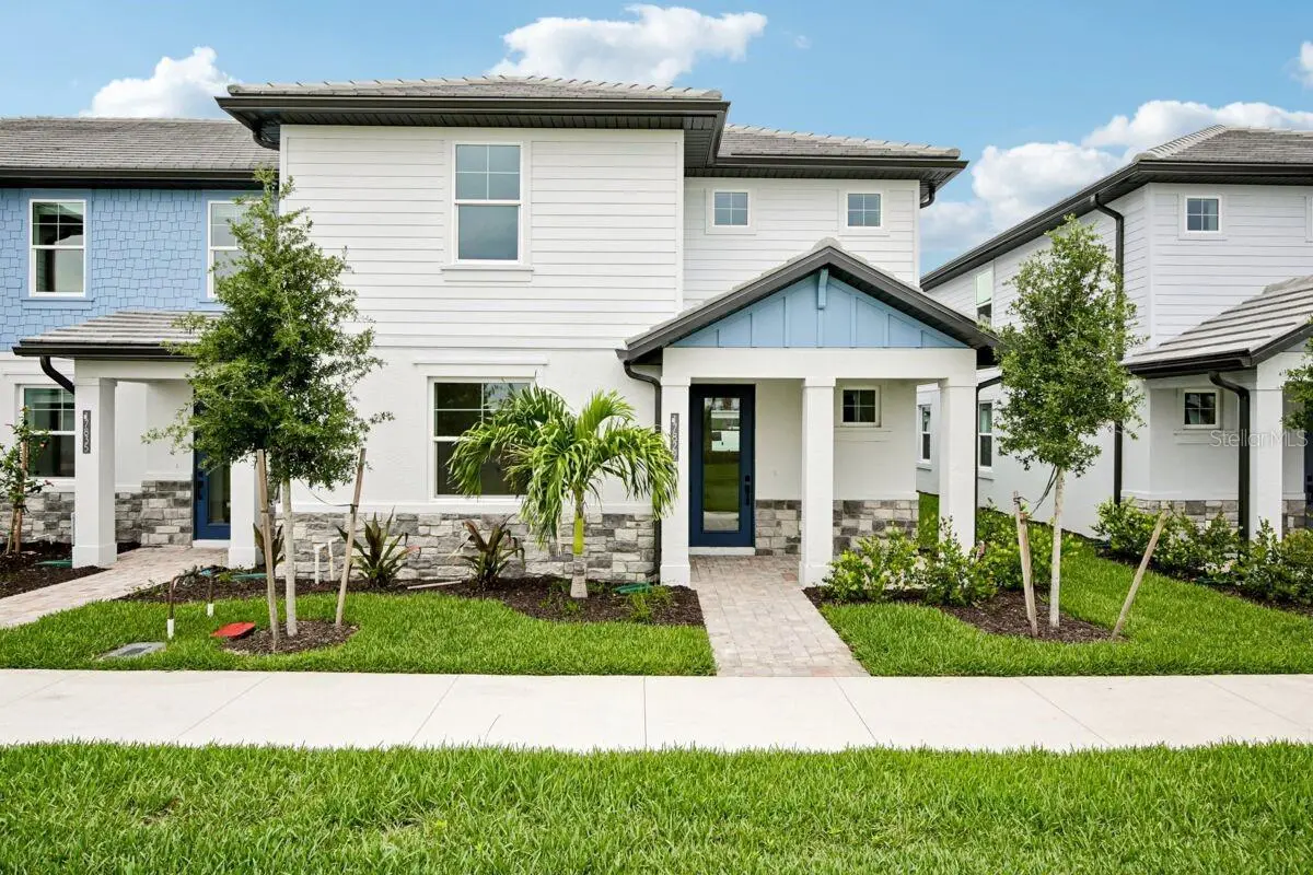 17829 Broadleaf Loop, FL