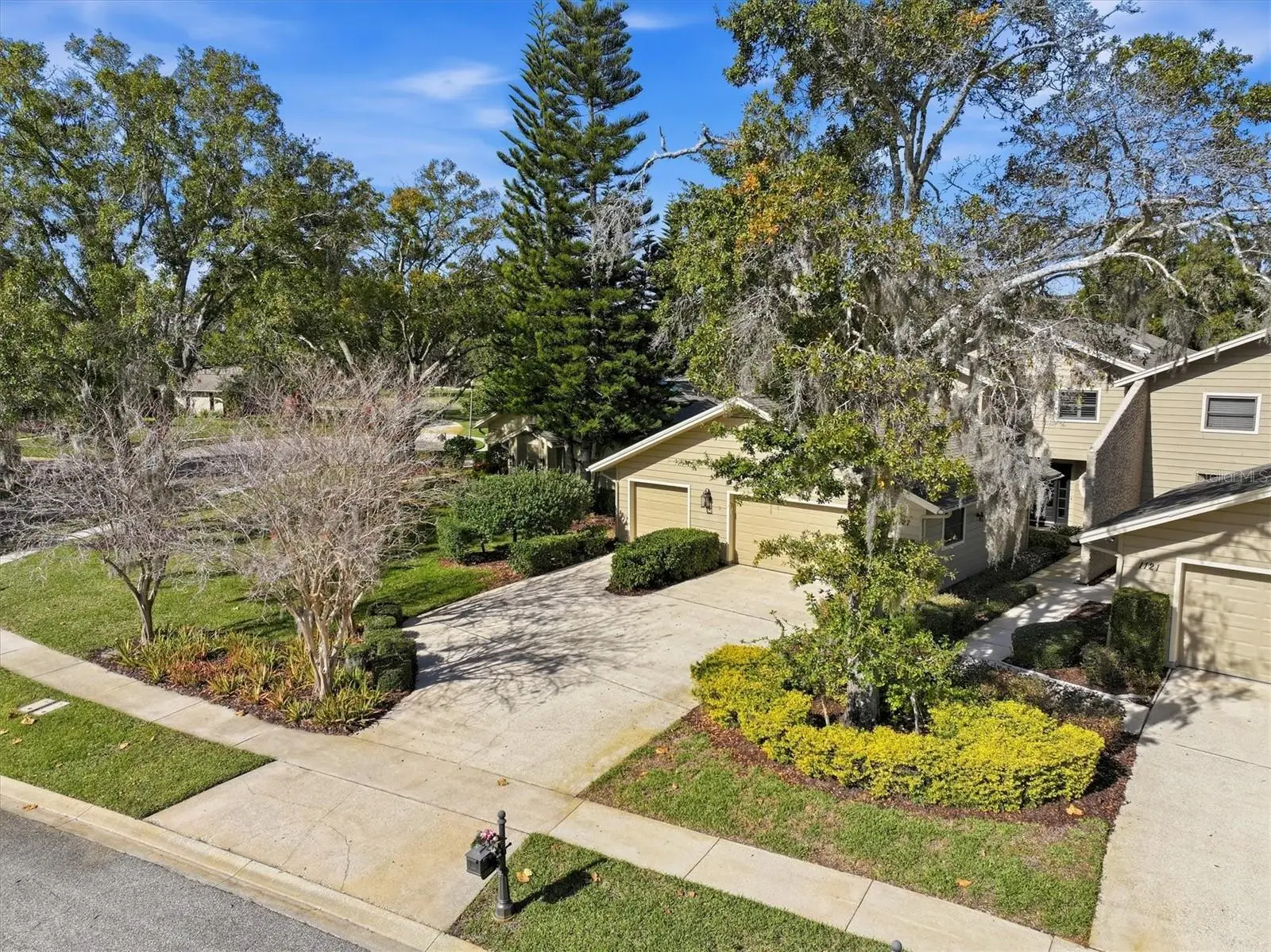 1127 Royal Troon Court, FL