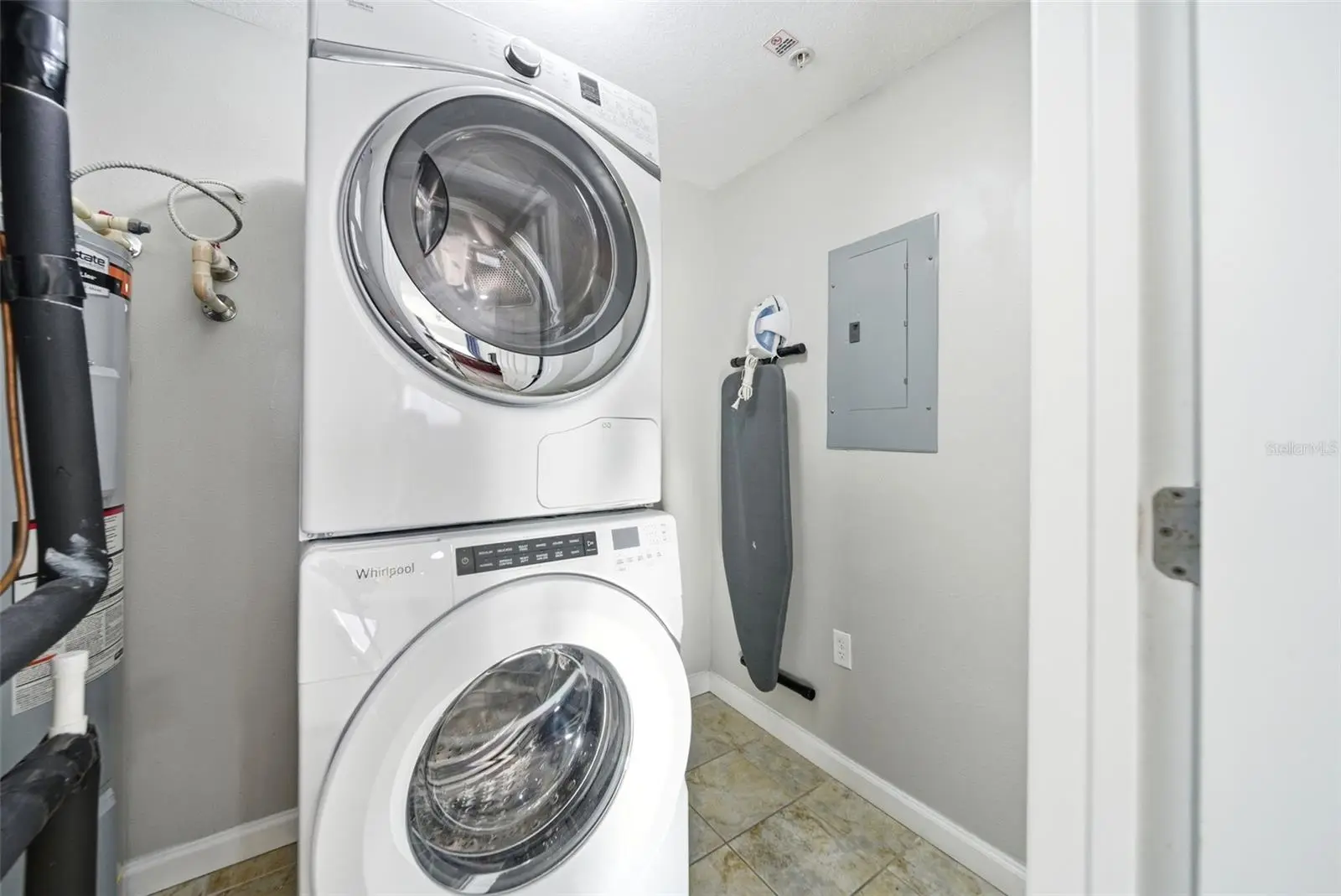 14501 Grove Resort Avenue, FL