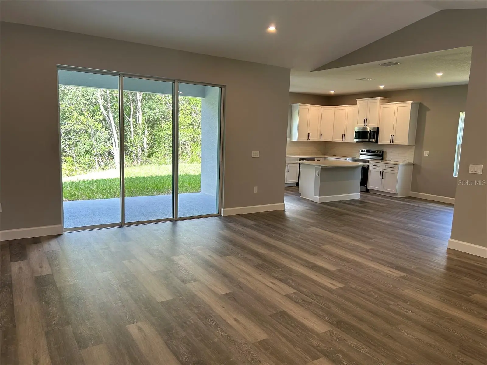 8038 Voyager Drive, FL