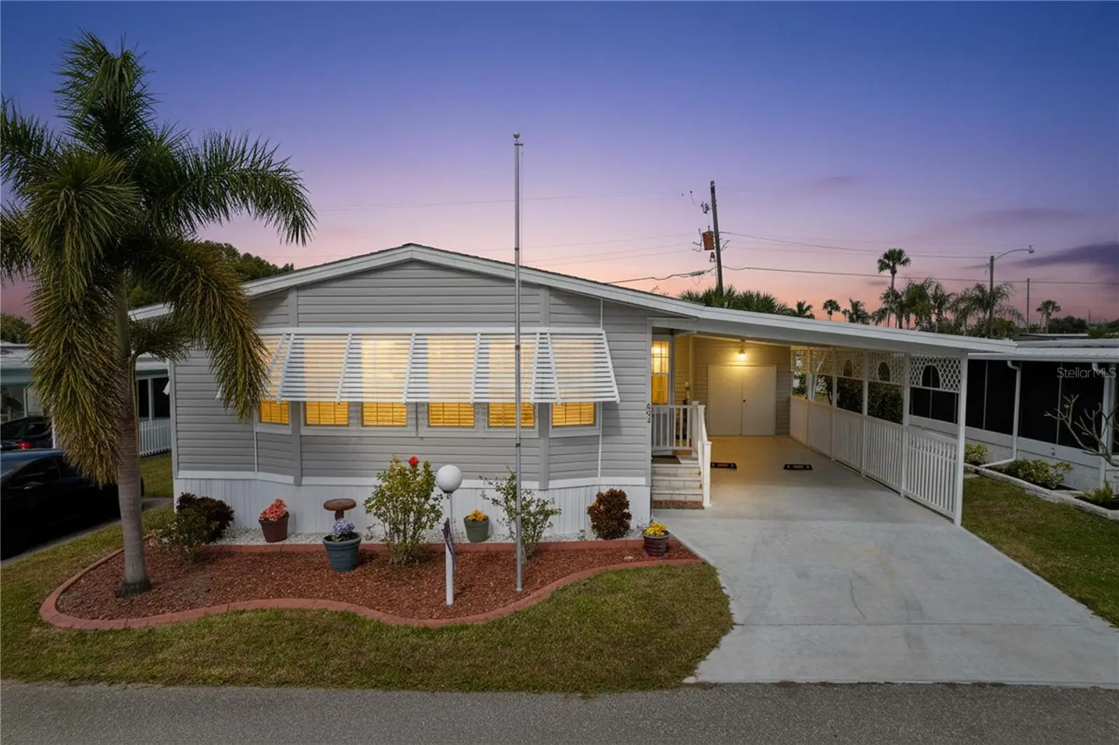 604 49th E Avenue, FL