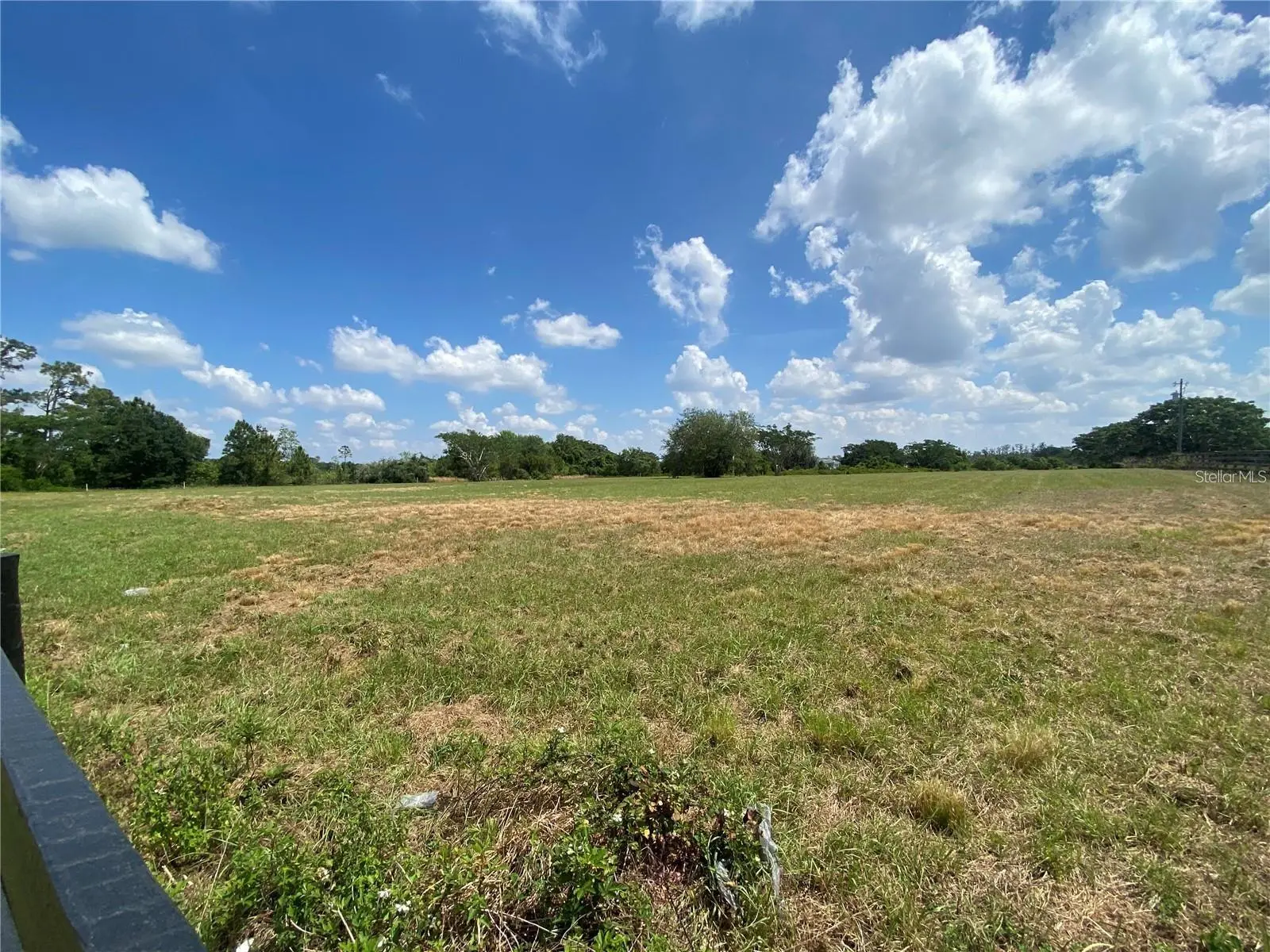 9070 State Road 33, FL