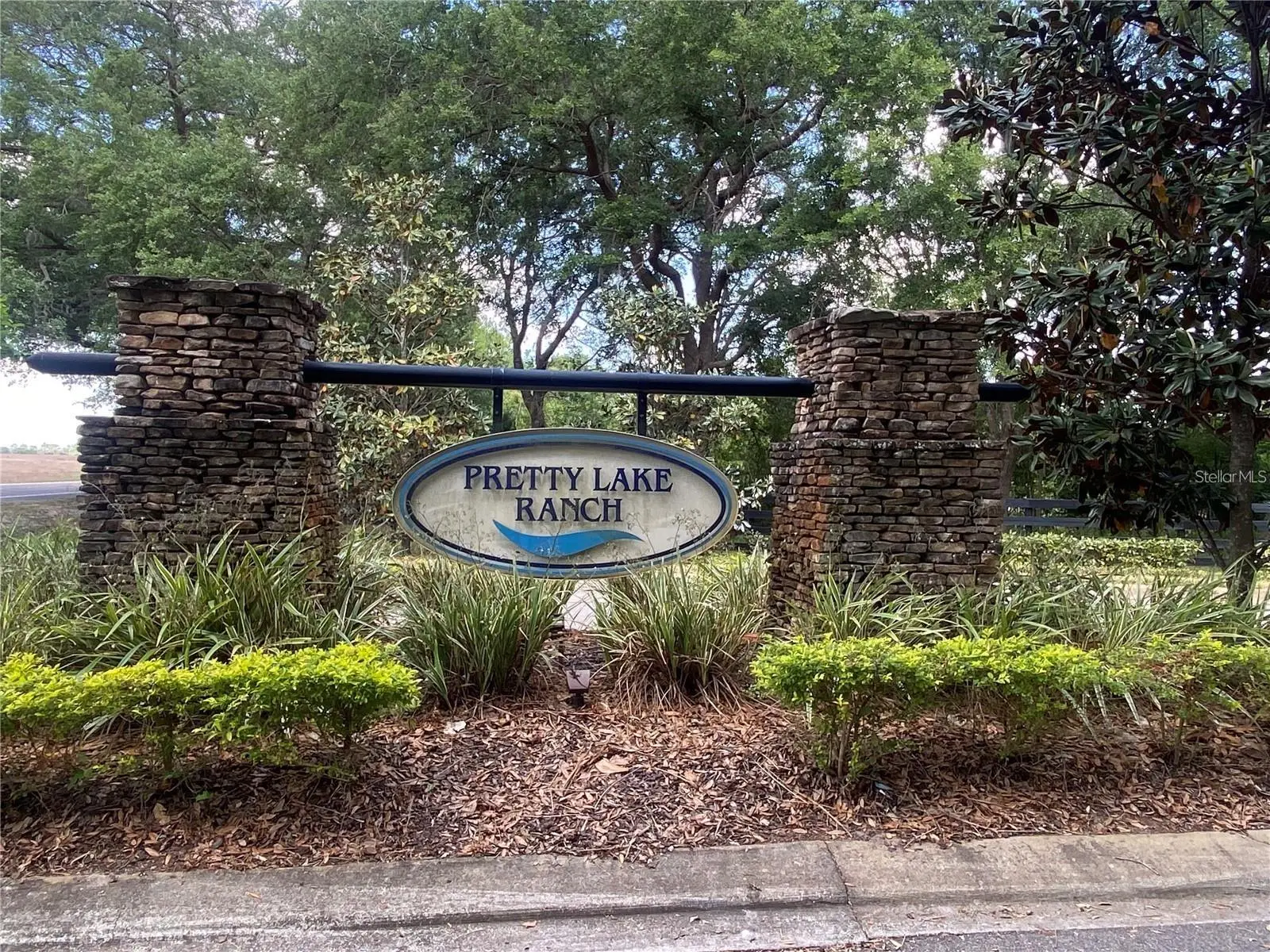 9070 State Road 33, FL
