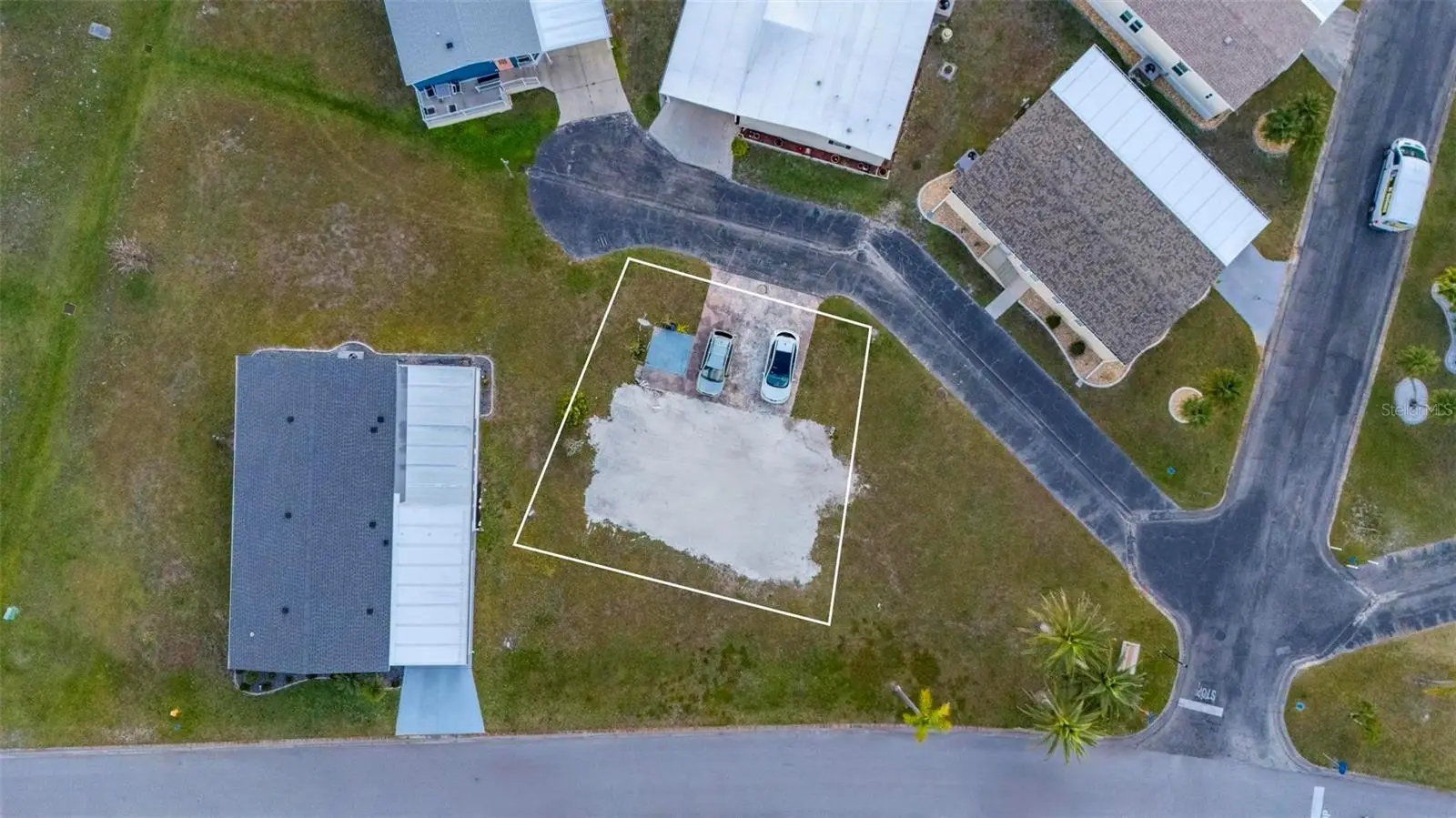 1000 Kings Highway, FL