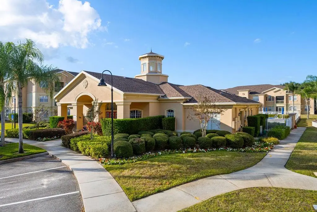 302 Terrace Ridge Circle, FL