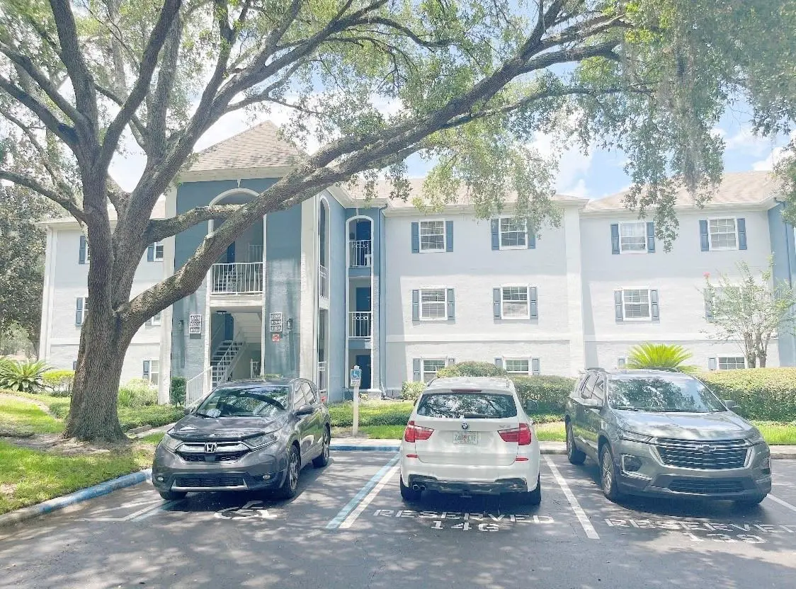 8203 Olympia Court, FL