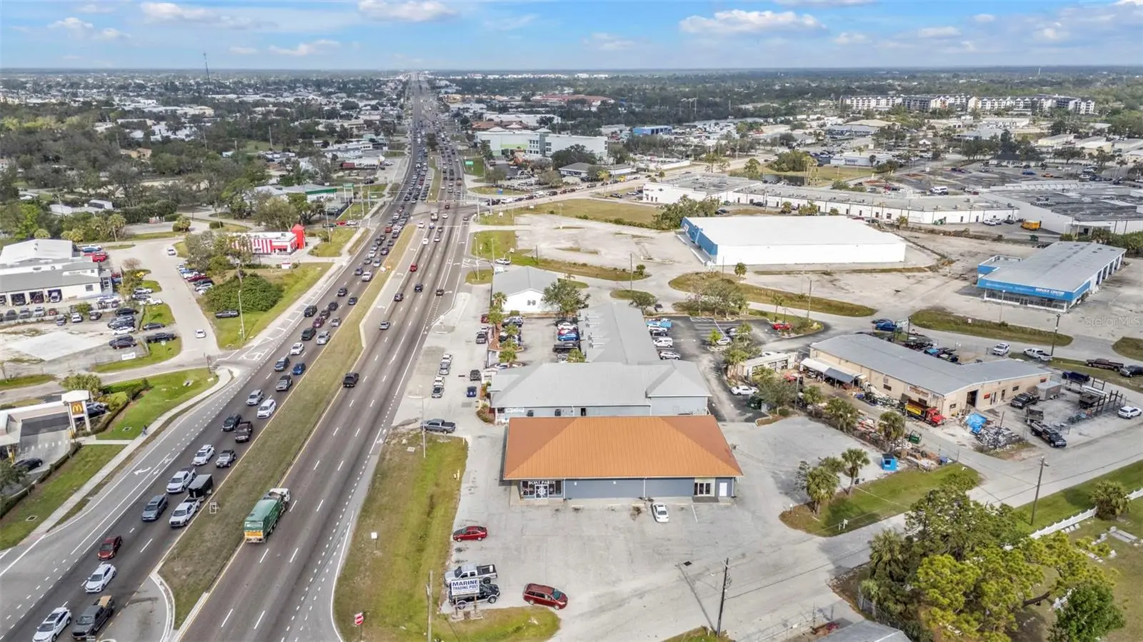 4694 Tamiami Trail, FL