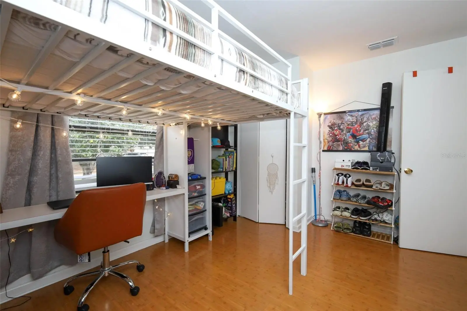 410 Crystal Lake Street, FL
