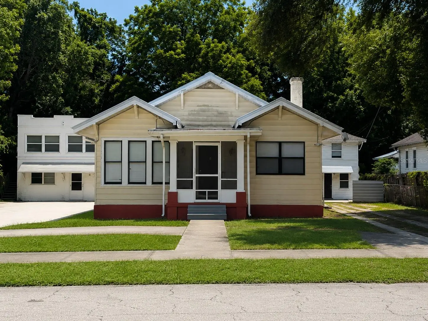 514 Avenue C, FL