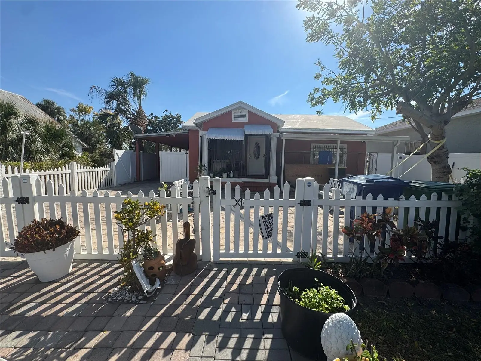 2312 La Salle Street, FL