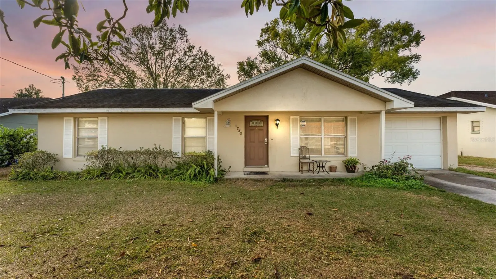 1733 Sandalwood Circle, FL