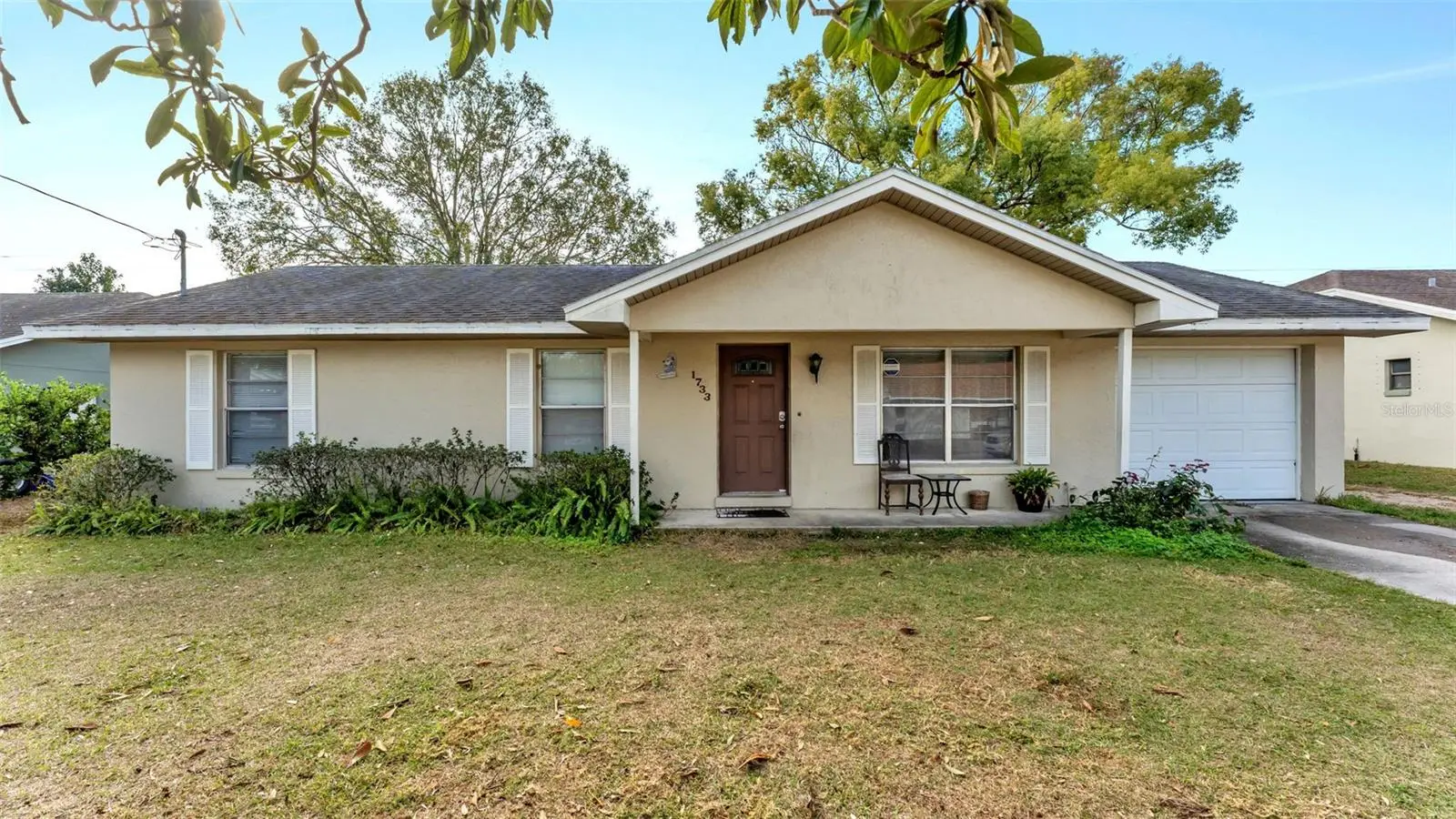 1733 Sandalwood Circle, FL