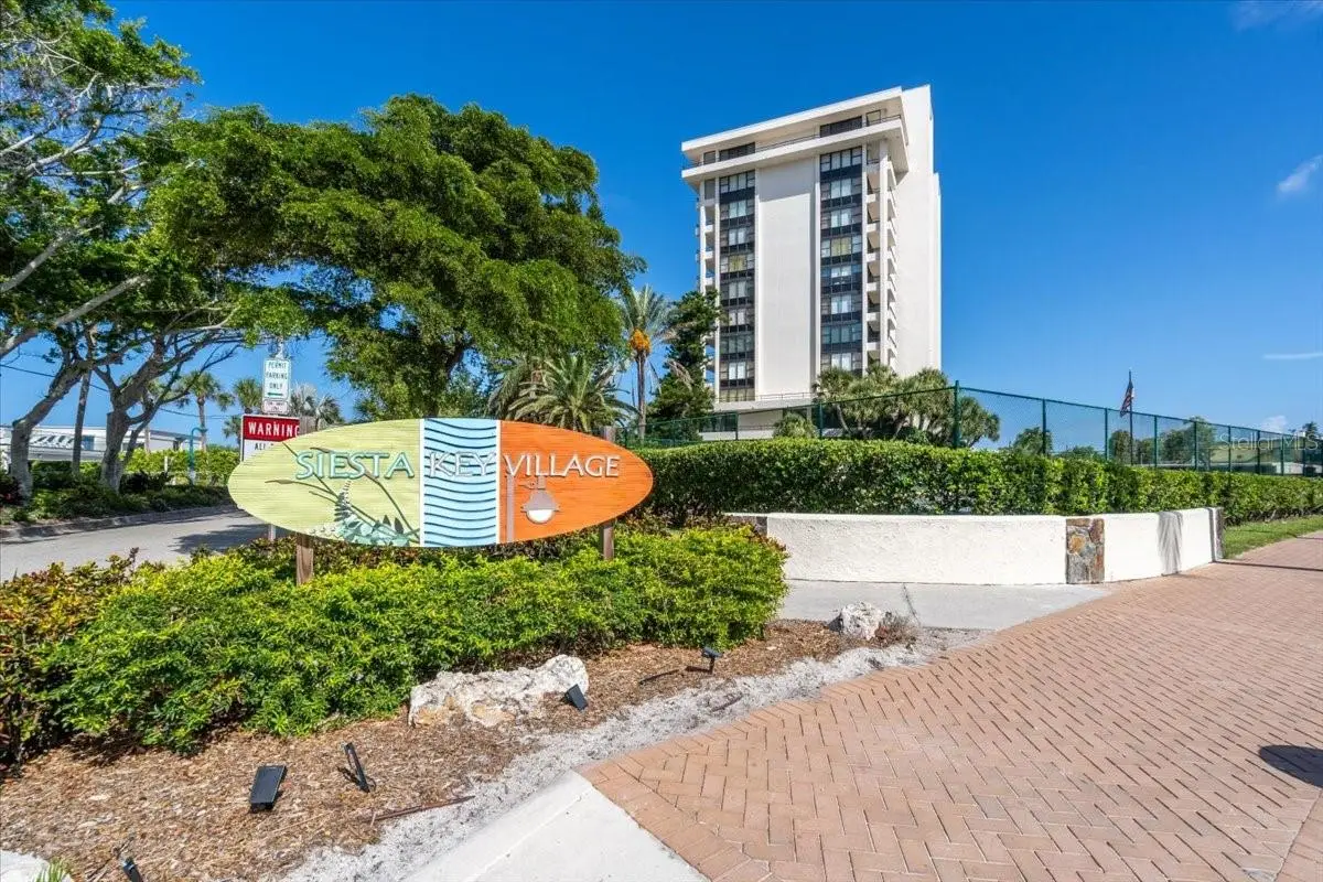 3205 Golden Eagle Lane, FL