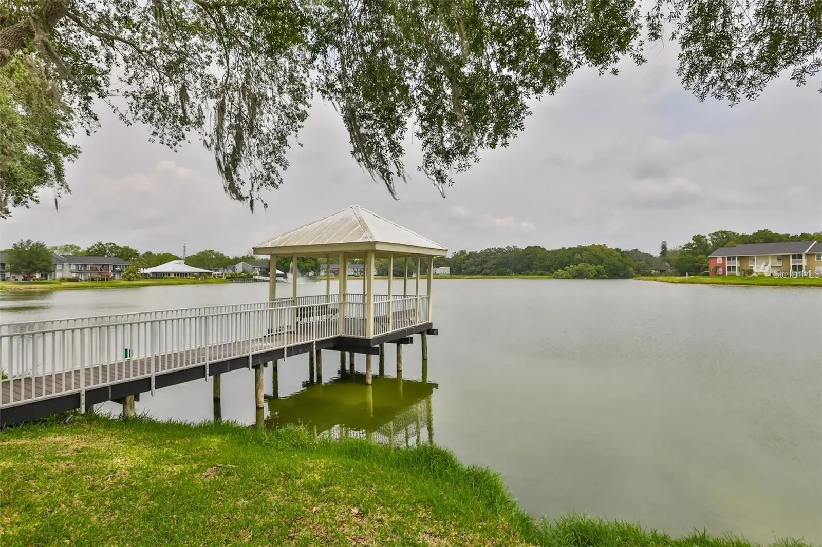 215 Lake Brook Circle, FL