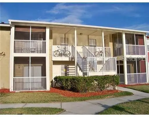 215 Lake Brook Circle, FL