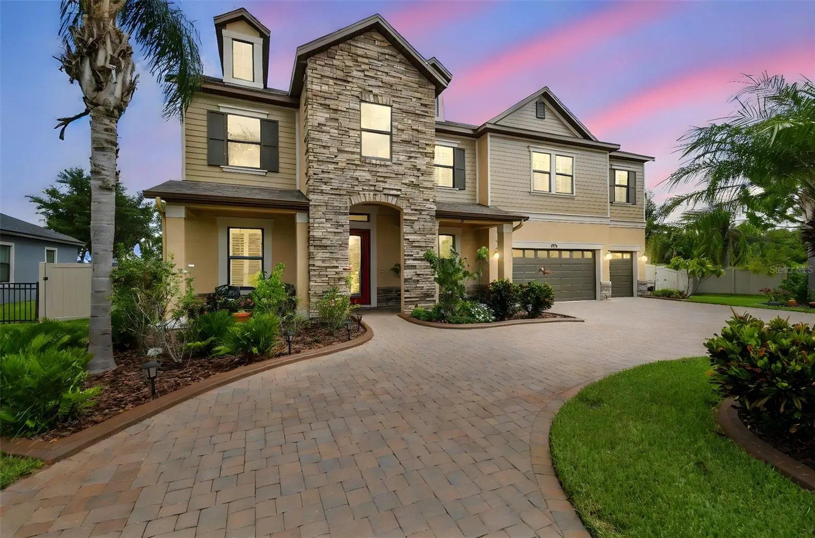 2566 Lake Manor Drive, FL