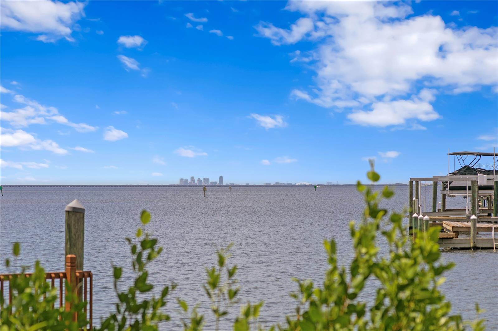 25 Spanish Main Street, FL