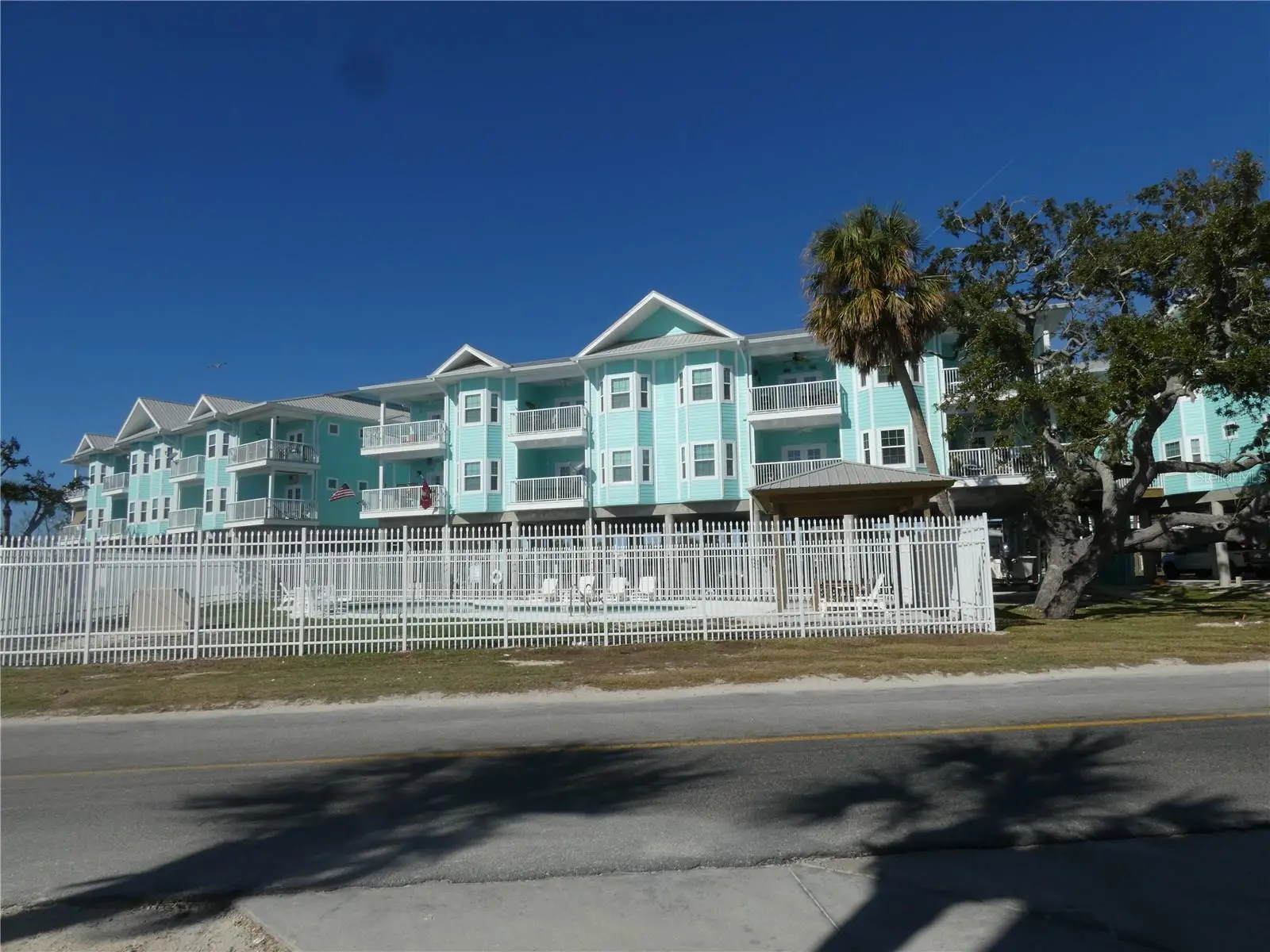 502 Main Street, FL