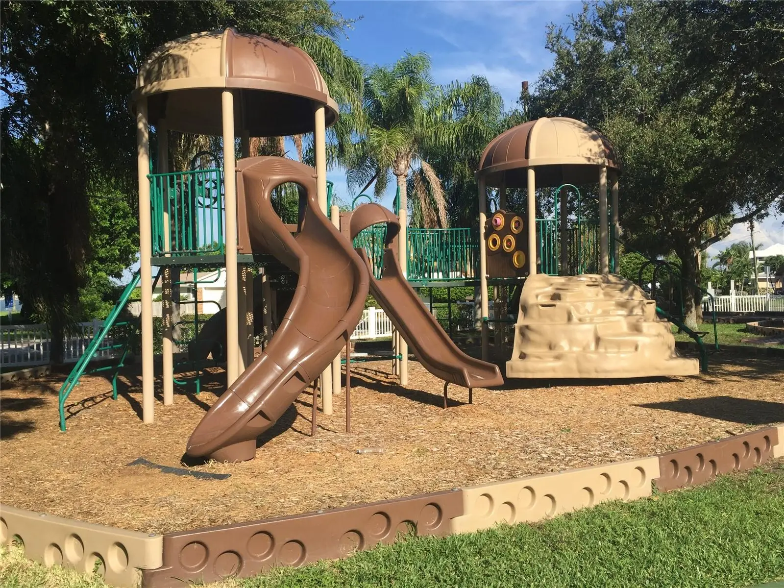 829 Gulf Boulevard, FL
