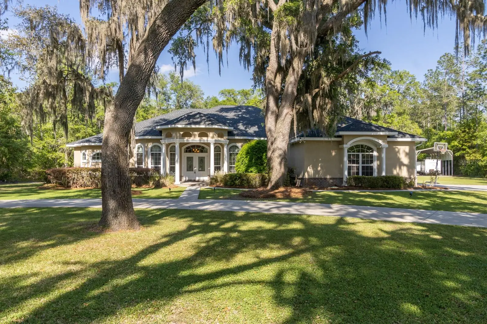 163 Amber Court, FL