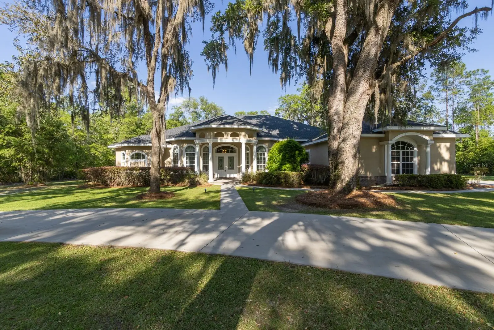 163 Amber Court, FL