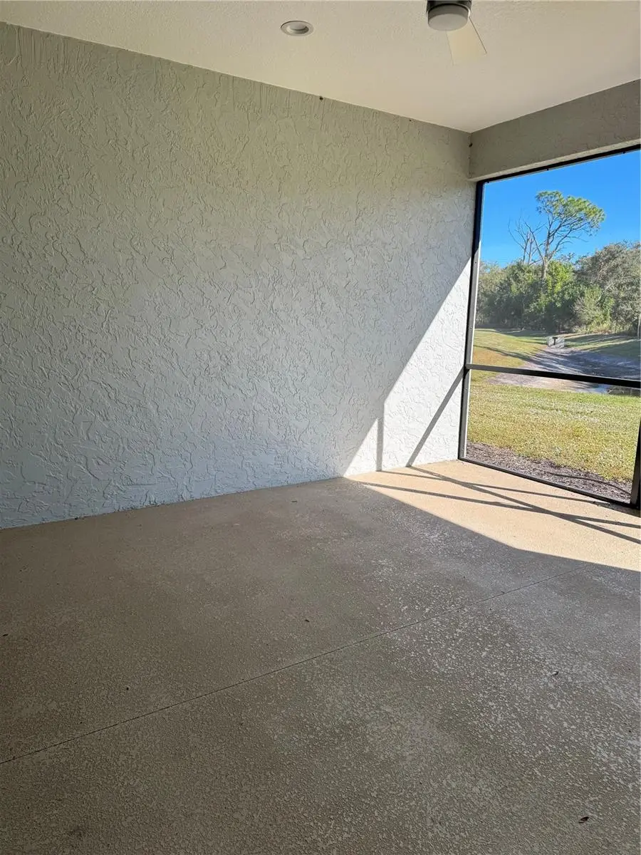 720 Redbud Court, FL