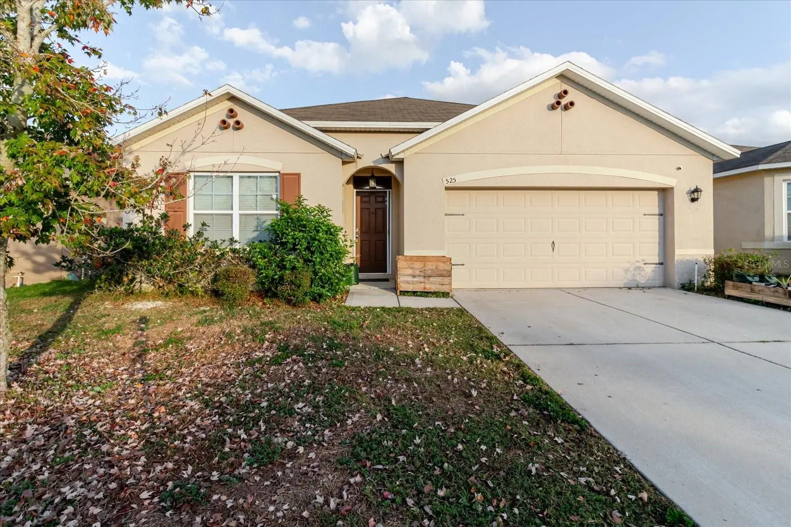 525 Squires Grove Drive, FL