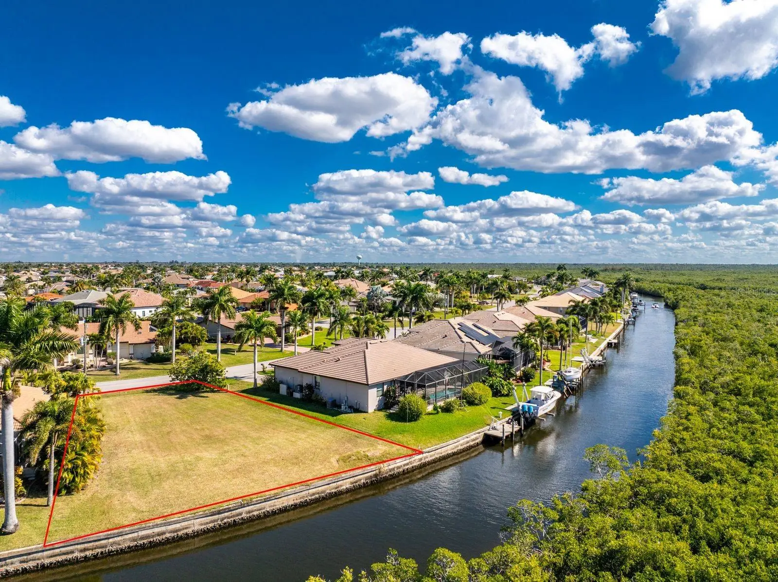 665 Macedonia Dr, FL