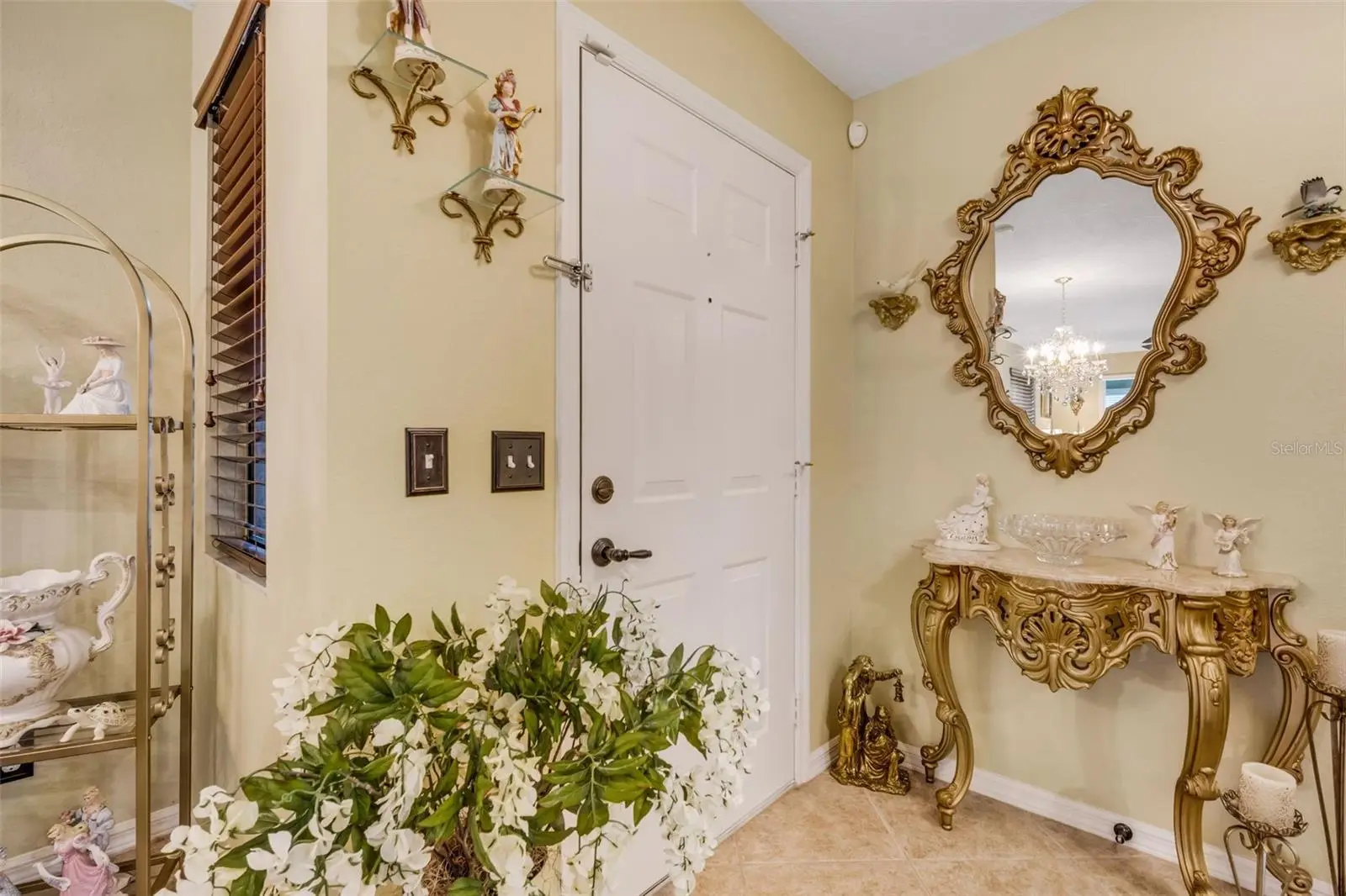 551 Grand Cayman Circle, FL