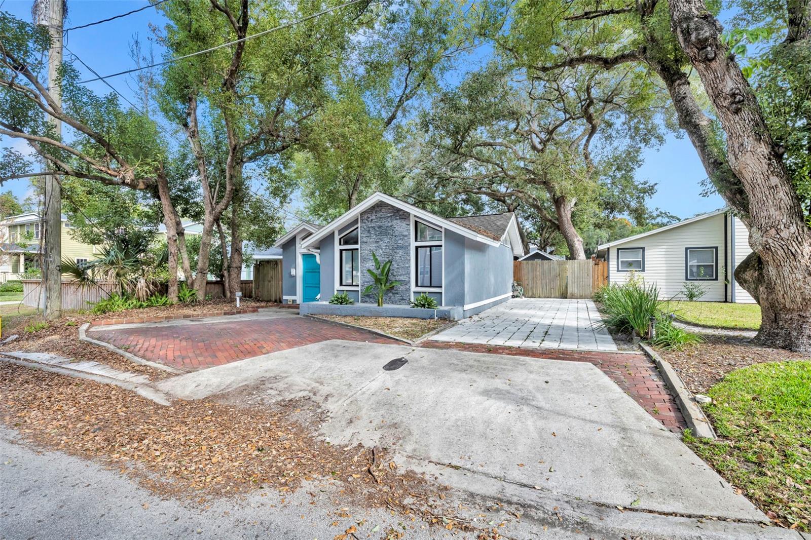 817 Altaloma Avenue, FL