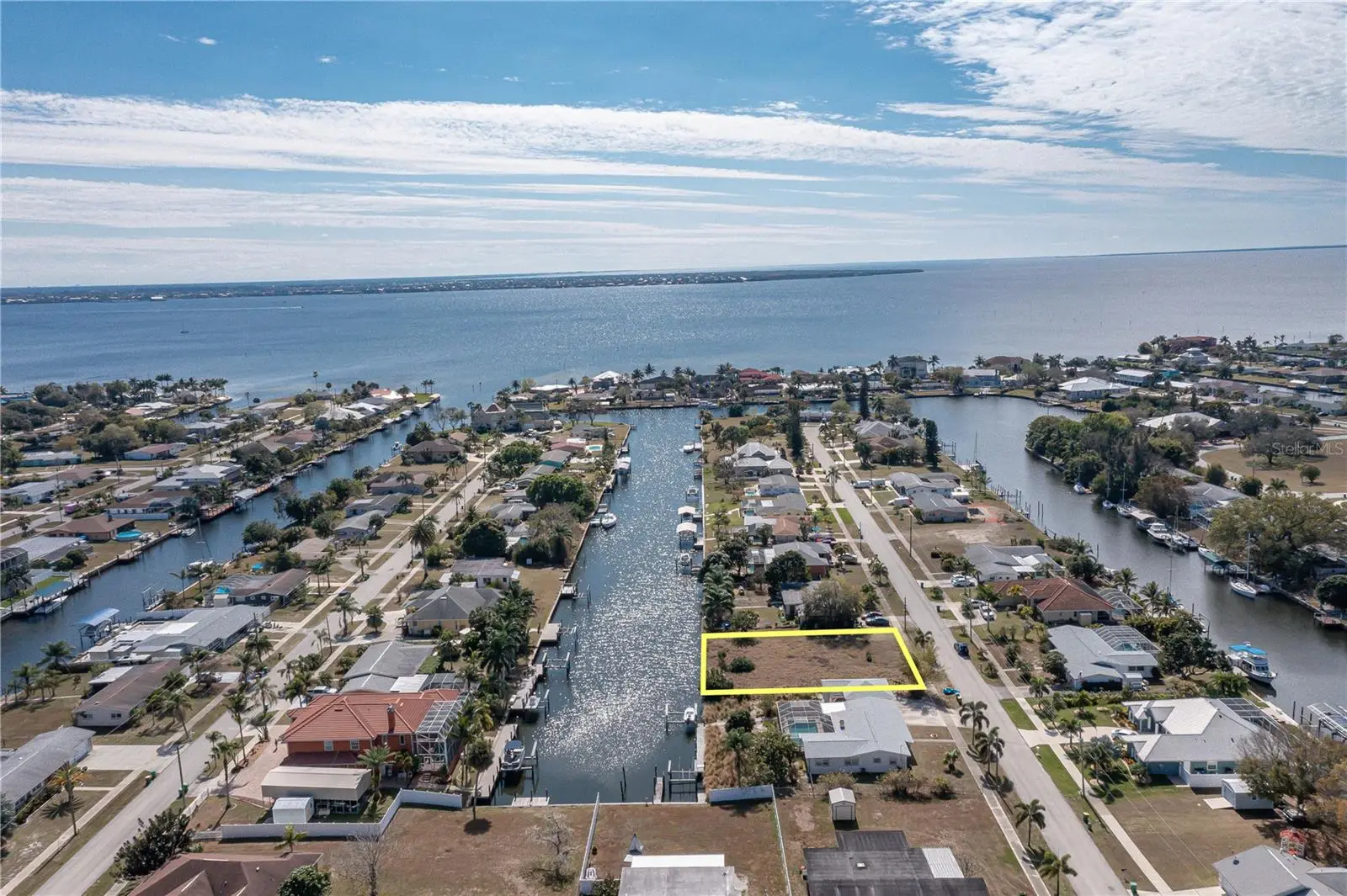 109 Baldwin Court, FL
