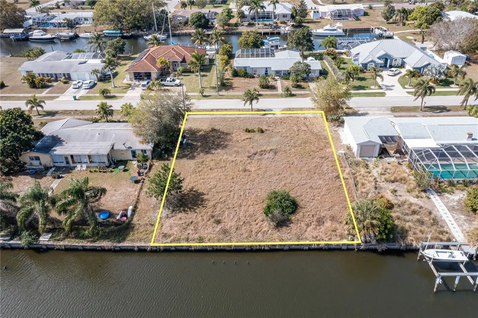 109 Baldwin Court, FL