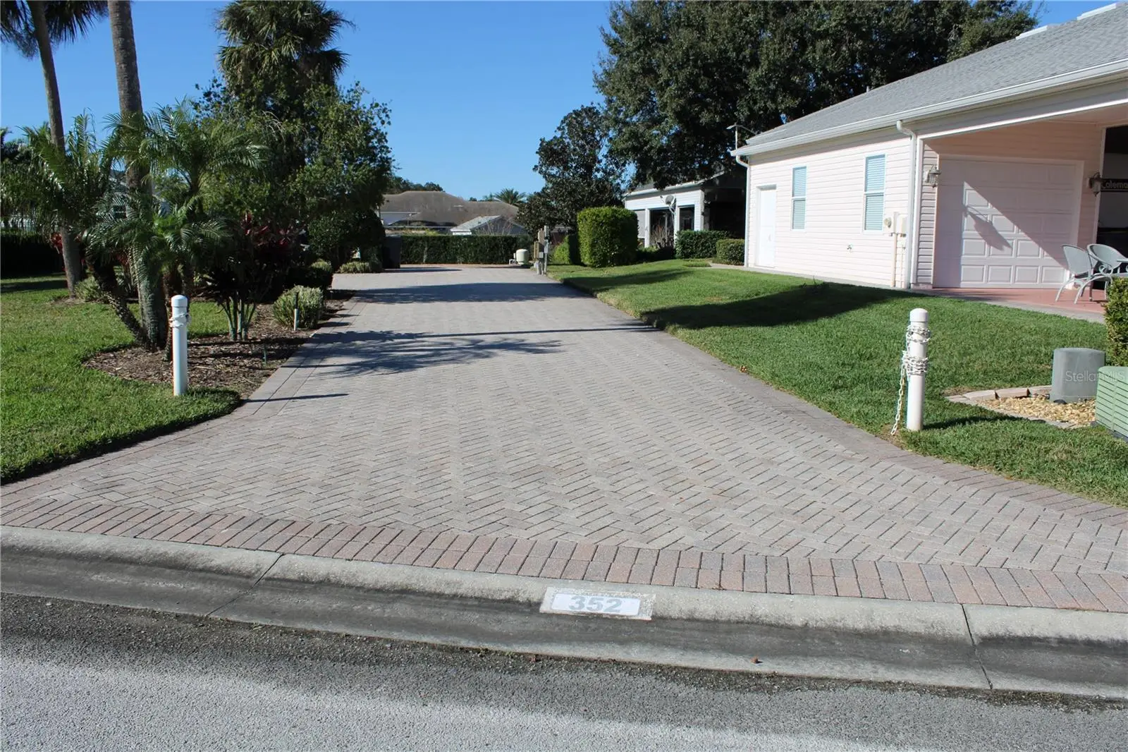 352 Travelers Drive, FL