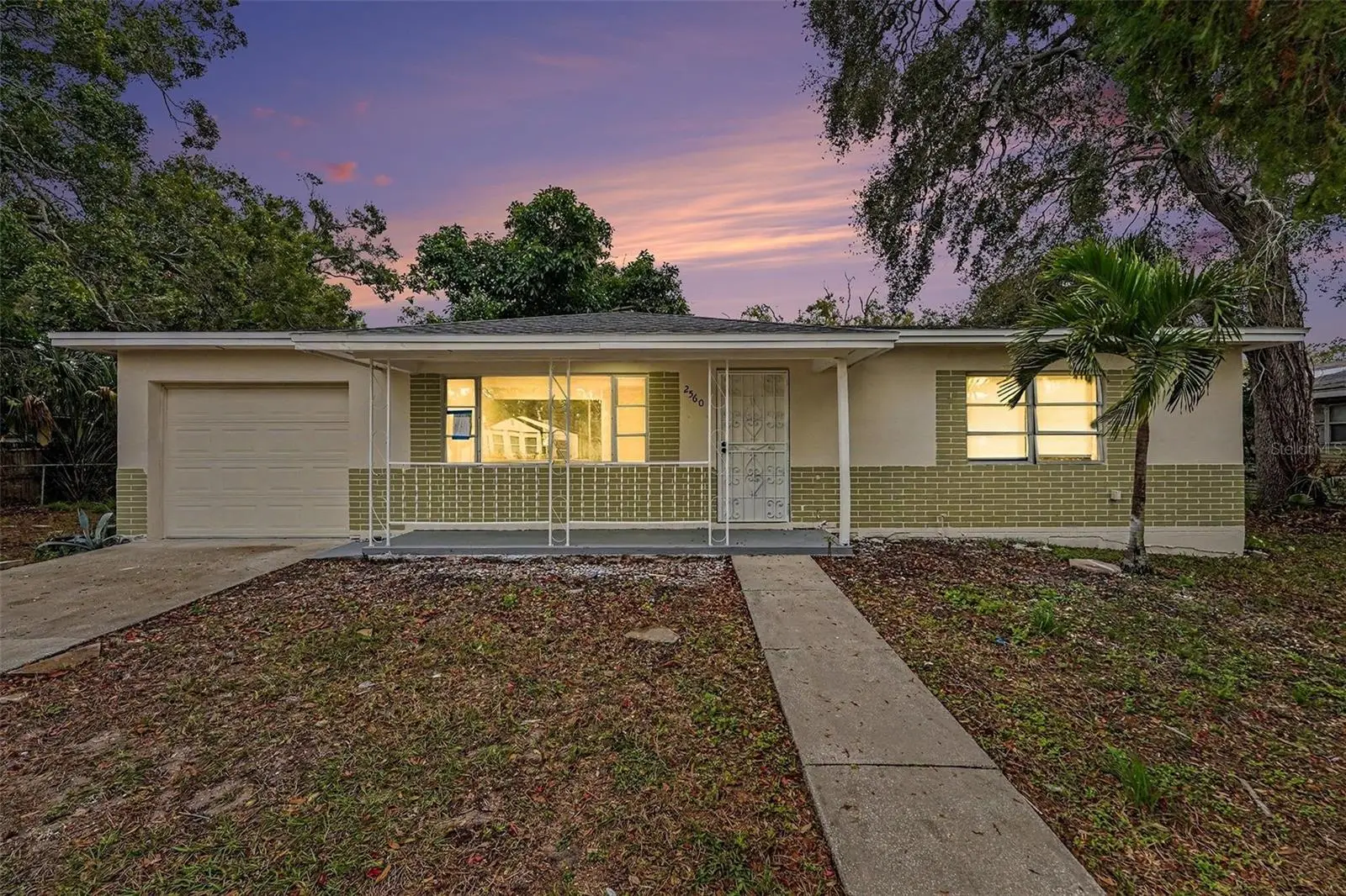 2560 Queensboro Avenue, FL