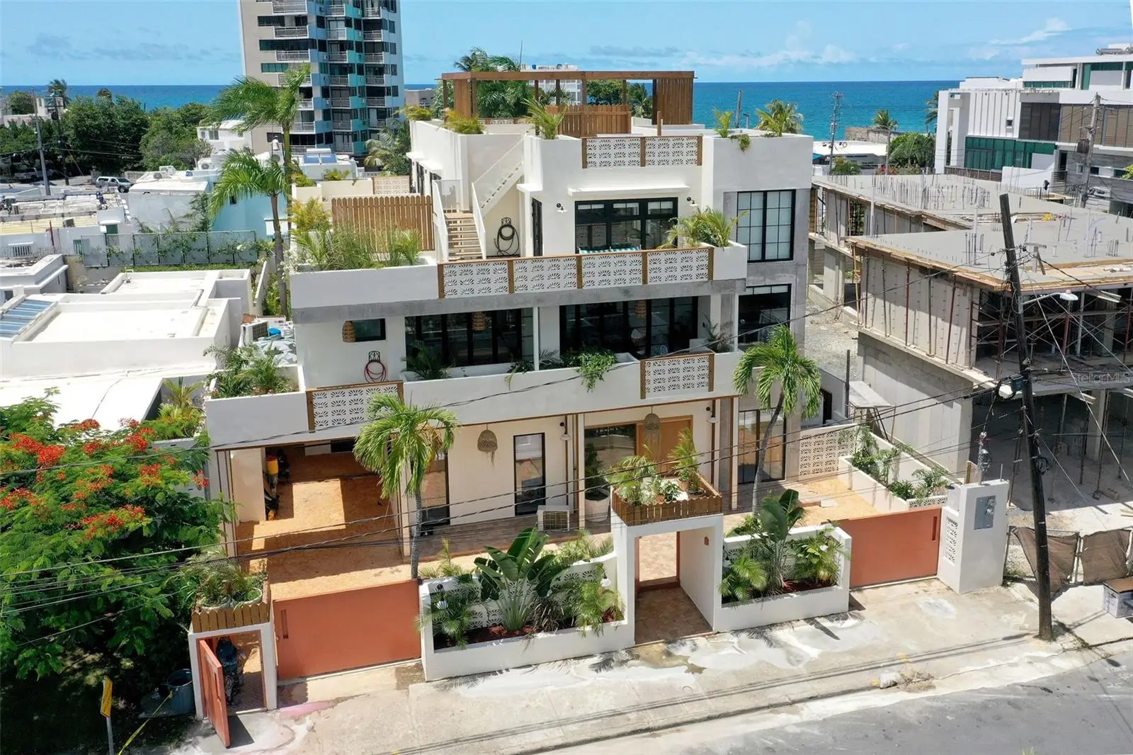 2061 Cacique, PR