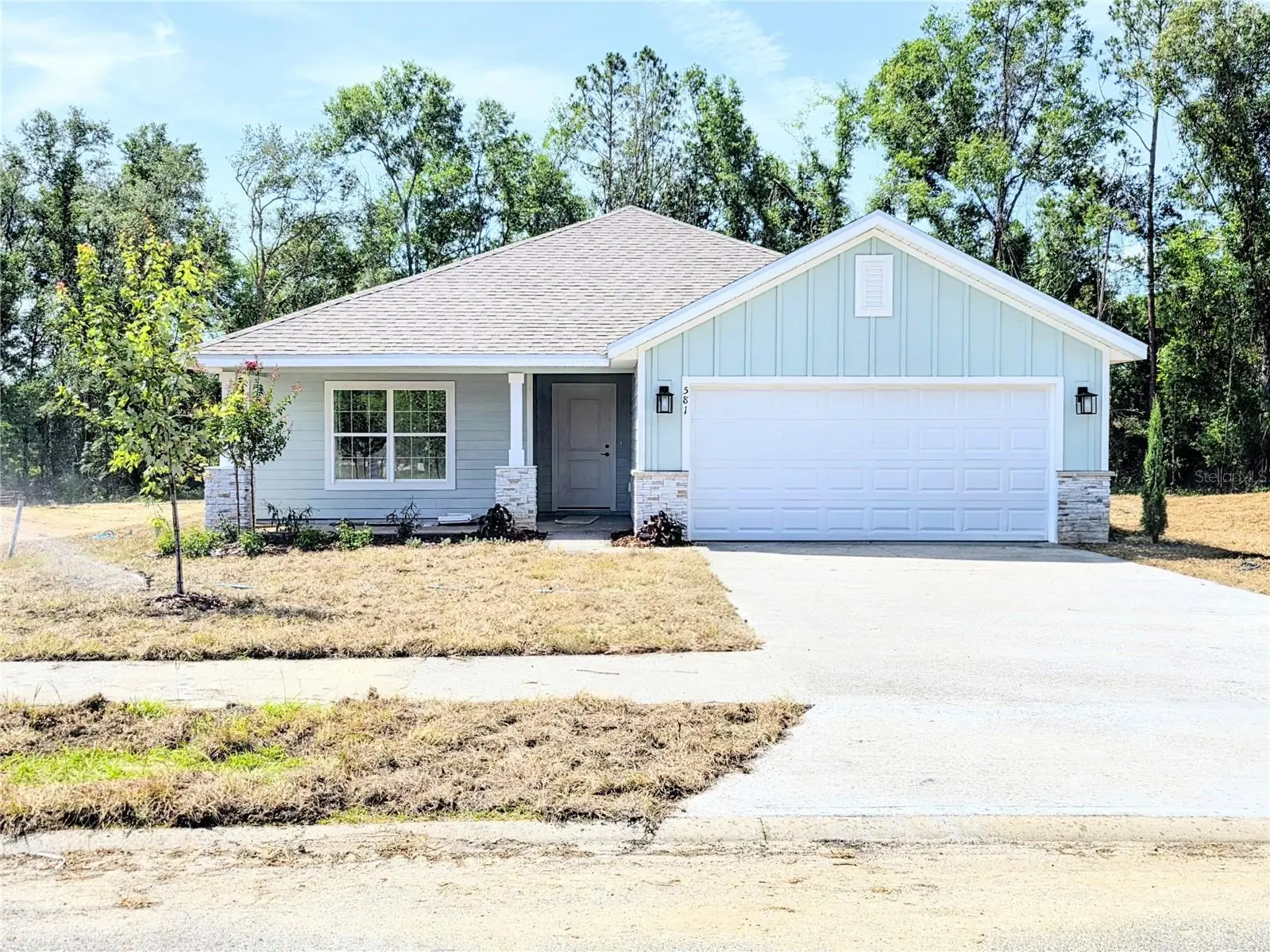 581 Bellflower Drive, FL