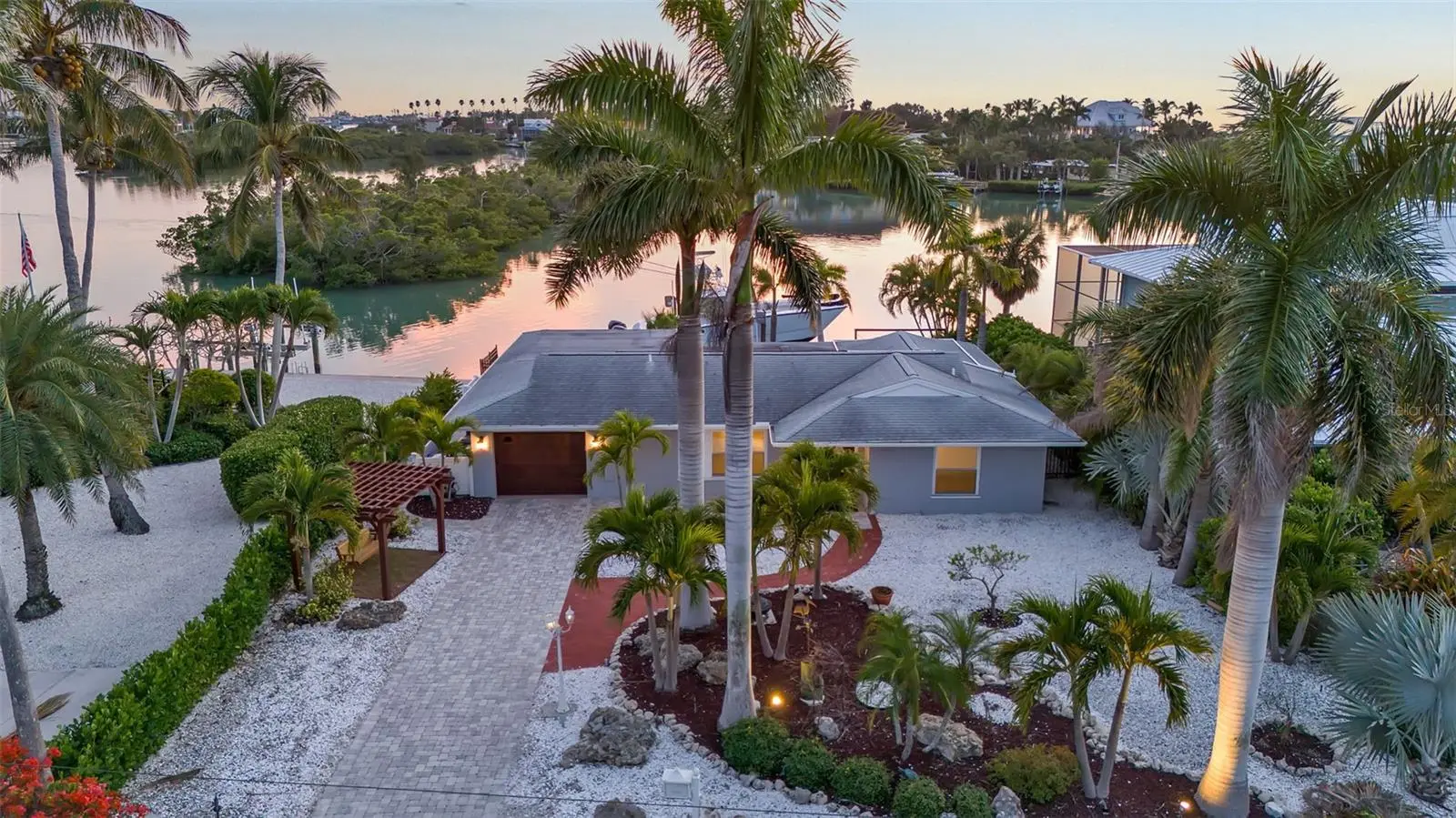 922 Casey Cove Drive, FL