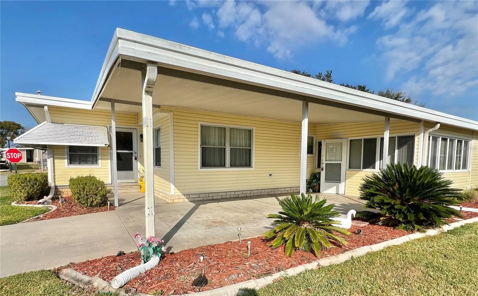 180 Hibiscus Way, FL