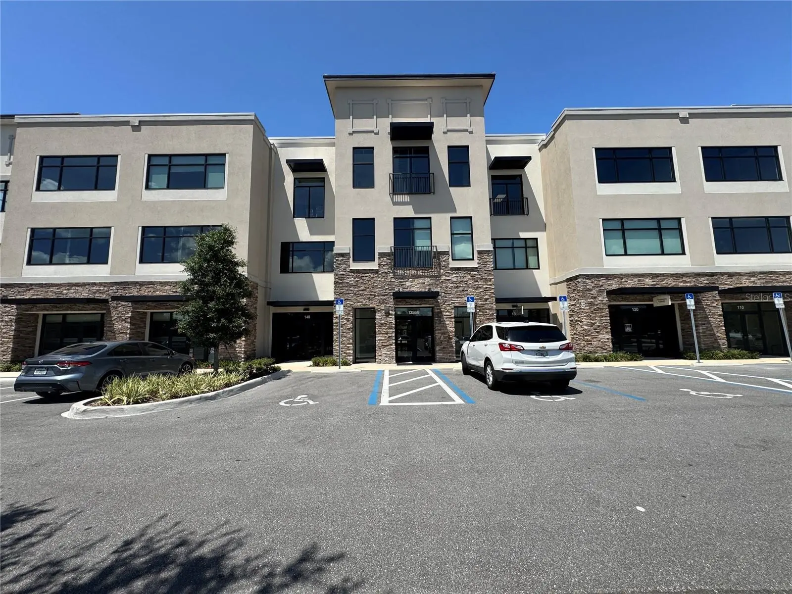 13564 Village Park Drive, FL