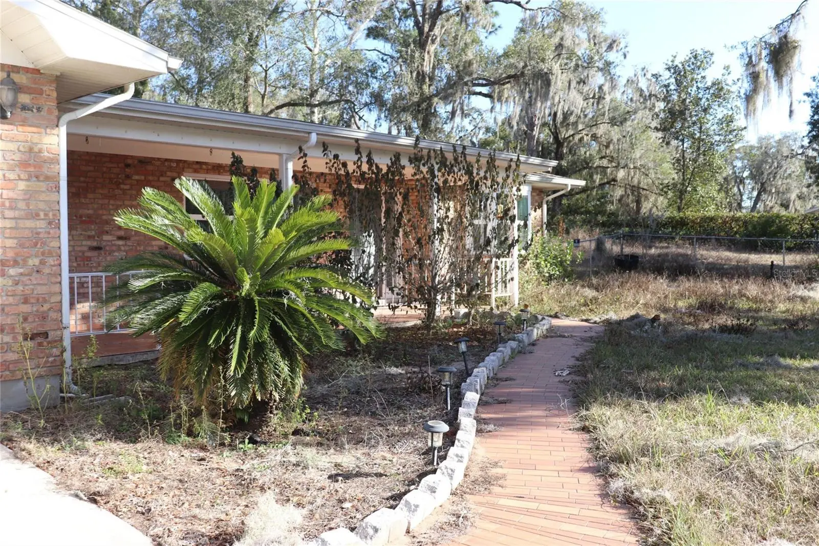 401 Pine Avenue, FL