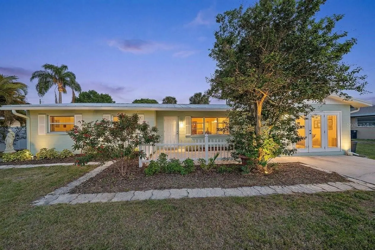 2534 Waneta Drive, FL