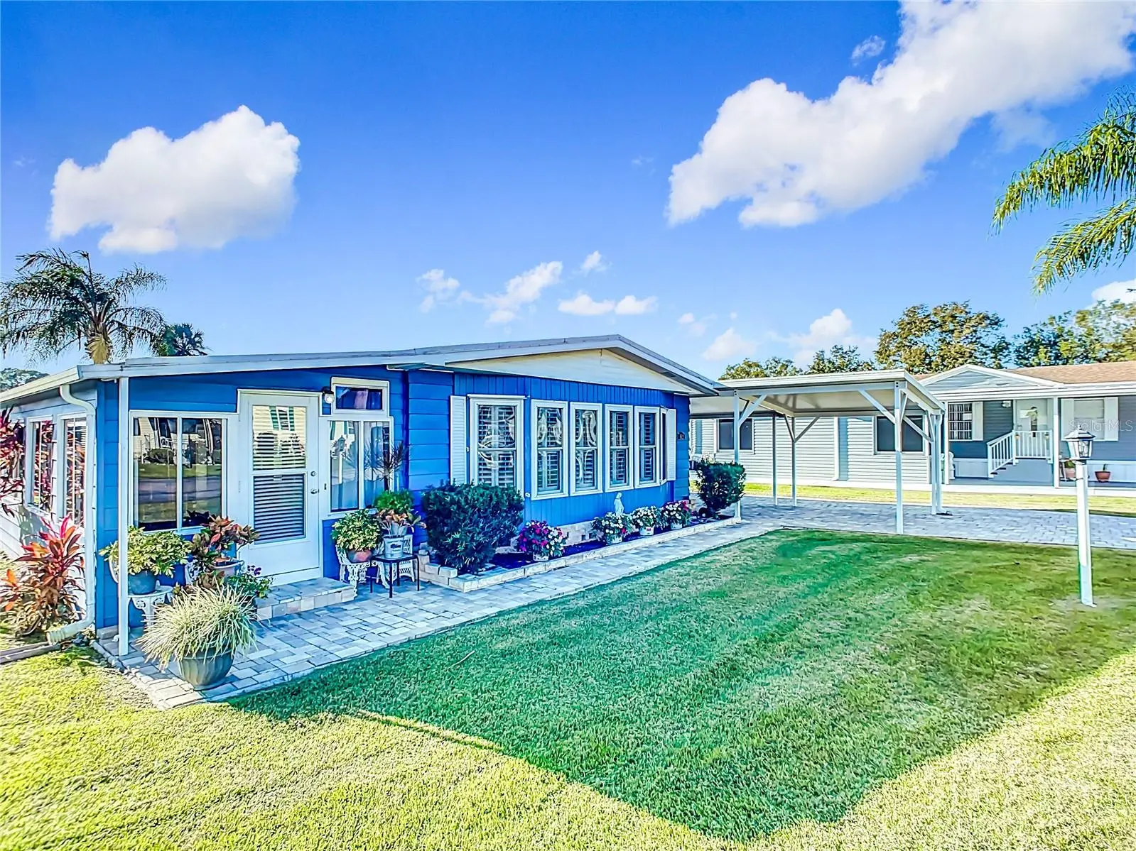 812 Swallow Lane, FL