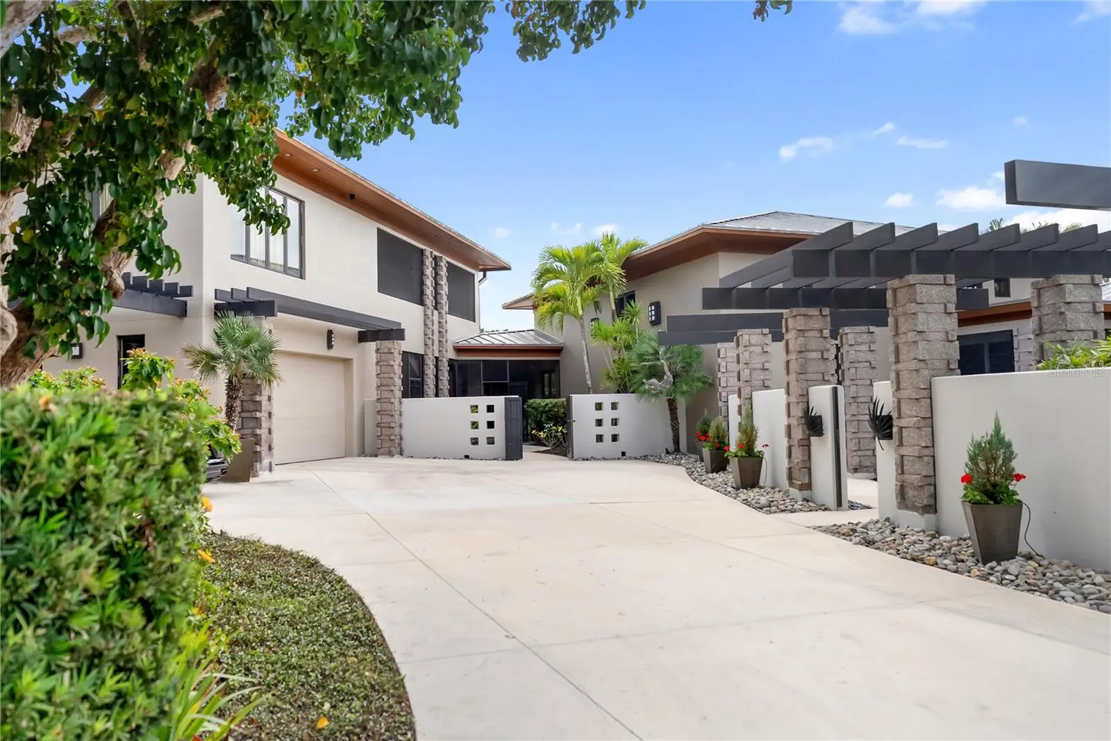 1804 Lake Shore Drive, FL
